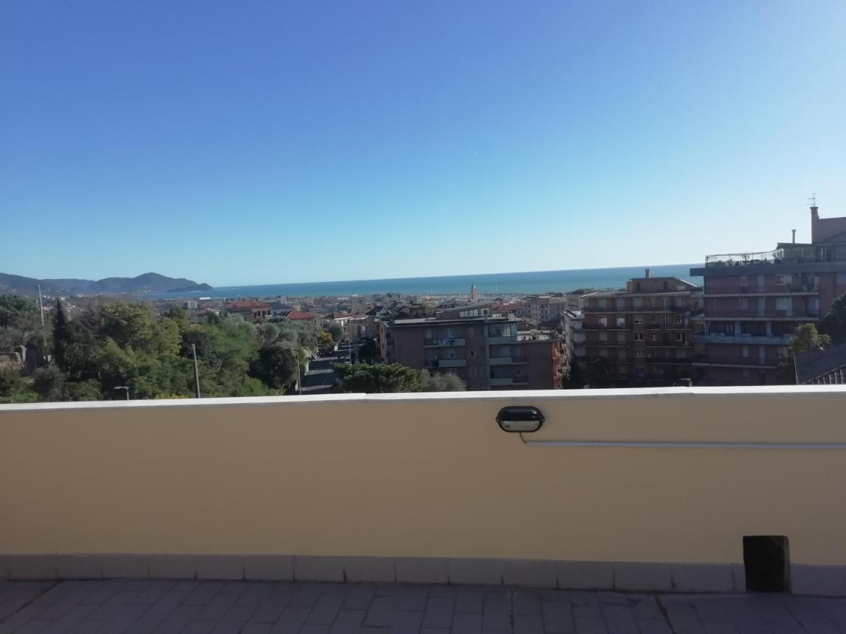 Terrazza Sul Mare In Via Devoto Apartman Chiavari Kültér fotó